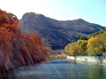 武汉一日游最值得去的地方（武汉必去的十大景点）